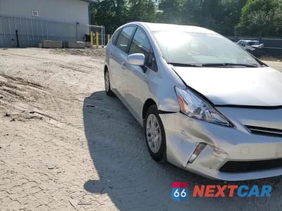 Zdjęcie 13 z 14 samochodu: 2012 TOYOTA PRIUS V VIN:JTDZN3EU1C3125985 - miniatura