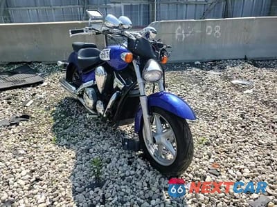 Zdjęcie 9 z 9 samochodu: 2015 HONDA VT1300 CR VIN:JH2SC6608FK500633 - miniatura
