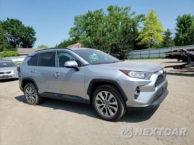 Zdjęcie 14 z 16 samochodu: 2019 TOYOTA RAV4 XLE PREMIUM VIN:2T3A1RFV4KC022589 - miniatura
