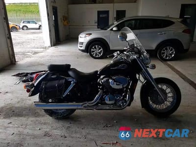 Zdjęcie 10 z 10 samochodu: 2001 HONDA VT750 CD VIN:JH2RC44351K500615 - miniatura