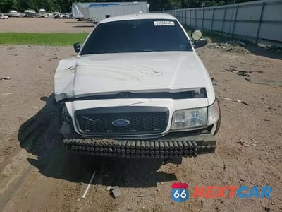 Zdjęcie 14 z 15 samochodu: 2003 FORD CROWN VICTORIA POLICE INTERCEPTOR VIN:2FAHP71W03X205470 - miniatura
