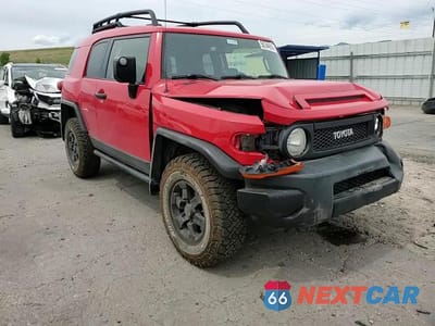 Zdjęcie 14 z 15 samochodu: 2012 TOYOTA FJ CRUISER VIN:JTEBU4BF1CK136325 - miniatura