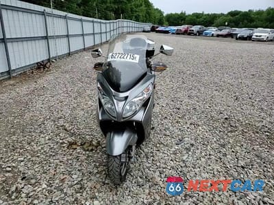 Zdjęcie 10 z 10 samochodu: 2011 SUZUKI AN400 A VIN:JS1CK44B4B2100100 - miniatura