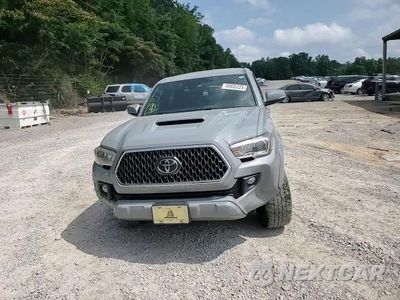 Zdjęcie 13 z 15 samochodu: 2019 TOYOTA TACOMA DOUBLE CAB VIN:3TMCZ5AN9KM244580 - miniatura