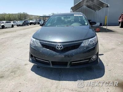 Zdjęcie 13 z 14 samochodu: 2014 TOYOTA CAMRY SE VIN:4T1BK1FK6EU541180 - miniatura