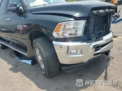 Zdjęcie 13 z 14 samochodu: 2018 RAM 2500 SLT VIN:3C6TR5DT2JG166397 - miniatura