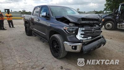 Zdjęcie 13 z 15 samochodu: 2020 TOYOTA TUNDRA CREWMAX 1794 VIN:5TFAY5F1XLX879660 - miniatura