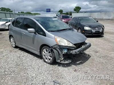Zdjęcie 14 z 15 samochodu: 2010 HONDA FIT SPORT VIN:JHMGE8H42AC029231 - miniatura
