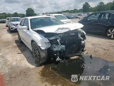 Zdjęcie 13 z 14 samochodu: 2017 CHRYSLER 300 S VIN:2C3CCAGG8HH516812 - miniatura