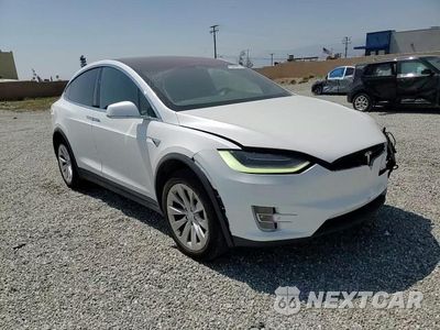 Zdjęcie 14 z 15 samochodu: 2021 TESLA MODEL X VIN:5YJXCAE29MF324304 - miniatura