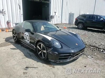 Zdjęcie 13 z 14 samochodu: 2021 PORSCHE 911 TARGA 4S VIN:WP0BB2A92MS235716 - miniatura