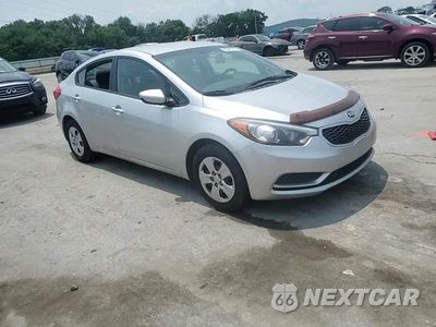 Zdjęcie 13 z 14 samochodu: 2014 KIA FORTE LX VIN:KNAFK4A67E5171883 - miniatura