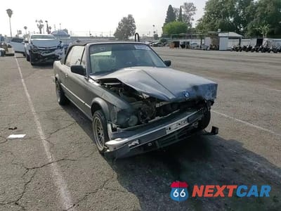 Zdjęcie 13 z 14 samochodu: 1988 BMW 325 I AUTOMATIC VIN:WBABB2304J8855987 - miniatura