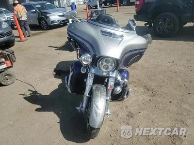 Zdjęcie 9 z 9 samochodu: 2016 HARLEY-DAVIDSON FLHTKSE CVO LIMITED VIN:1HD1TEN13GB961649 - miniatura