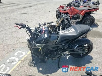 Zdjęcie 10 z 10 samochodu: 2019 YAMAHA MT09 C VIN:JYARN53Y7KA001453 - miniatura