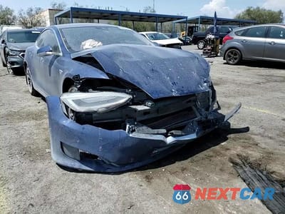 Zdjęcie 13 z 13 samochodu: 2016 TESLA MODEL S VIN:5YJSA1E11GF144021 - miniatura