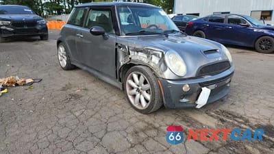 Zdjęcie 13 z 14 samochodu: 2005 MINI COOPER S VIN:WMWRE33535TD99137 - miniatura