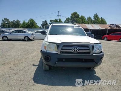 Zdjęcie 13 z 14 samochodu: 2010 TOYOTA TACOMA VIN:5TENX4CN1AZ744613 - miniatura