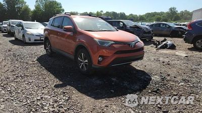 Zdjęcie 14 z 15 samochodu: 2016 TOYOTA RAV4 XLE VIN:2T3RFREV7GW423615 - miniatura