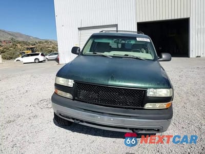 Zdjęcie 14 z 15 samochodu: 2001 CHEVROLET SUBURBAN K2500 VIN:3GNGK26G91G1Y4912 - miniatura