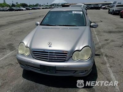 Zdjęcie 13 z 14 samochodu: 2005 MERCEDES-BENZ C 320 VIN:WDBRF64J35F581699 - miniatura