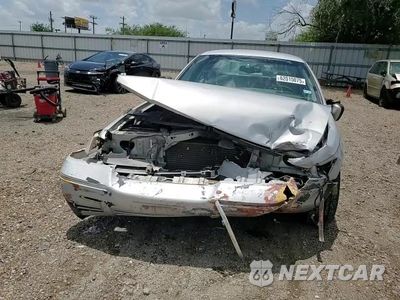 Zdjęcie 13 z 14 samochodu: 2001 MERCURY GRAND MARQUIS LS VIN:2MEFM75W41X700352 - miniatura