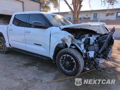 Zdjęcie 13 z 15 samochodu: 2023 TOYOTA TUNDRA CREWMAX SR VIN:5TFLA5DB5PX058173 - miniatura