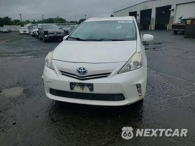 Zdjęcie 13 z 14 samochodu: 2013 TOYOTA PRIUS V VIN:JTDZN3EU6D3198187 - miniatura