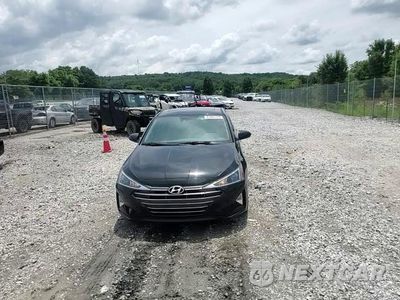 Zdjęcie 13 z 15 samochodu: 2020 HYUNDAI ELANTRA SEL VIN:5NPD84LF7LH536212 - miniatura