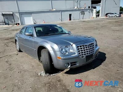 Zdjęcie 14 z 15 samochodu: 2006 CHRYSLER 300C VIN:2C3KA63H96H365604 - miniatura