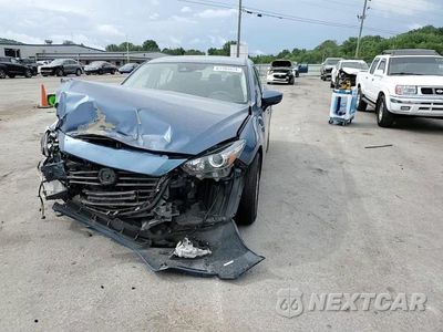 Zdjęcie 10 z 13 samochodu: 2018 MAZDA 3 SPORT VIN:3MZBN1U7XJM161782 - miniatura