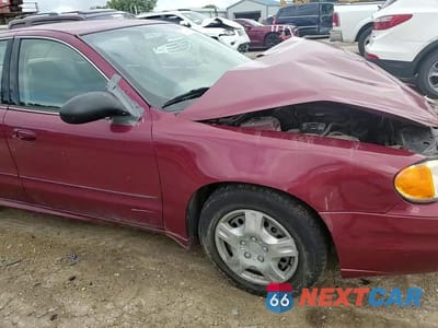 Zdjęcie 13 z 14 samochodu: 2005 PONTIAC GRAND AM SE VIN:1G2NE52E45M205791 - miniatura