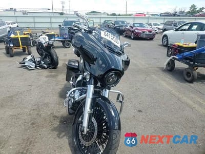 Zdjęcie 10 z 10 samochodu: 2014 HARLEY-DAVIDSON FLHXS STREET GLIDE SPECIAL VIN:1HD1KRM16EB695407 - miniatura