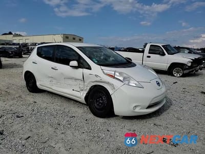 Zdjęcie 13 z 14 samochodu: 2015 NISSAN LEAF S VIN:1N4AZ0CP1FC314126 - miniatura