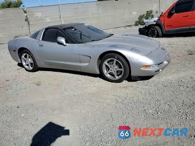 Zdjęcie 13 z 14 samochodu: 2004 CHEVROLET CORVETTE VIN:1G1YY22G345134018 - miniatura