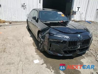 Zdjęcie 13 z 14 samochodu: 2024 BMW 750 XE VIN:WBA43EH04RCT01566 - miniatura