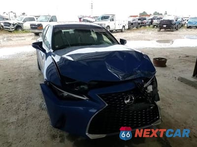 Zdjęcie 14 z 15 samochodu: 2023 LEXUS IS 300 VIN:JTHDA1D27P5124083 - miniatura