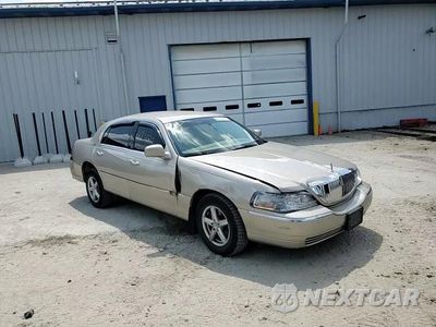 Zdjęcie 13 z 14 samochodu: 2008 LINCOLN TOWN CAR SIGNATURE LIMITED VIN:2LNHM82W48X649915 - miniatura
