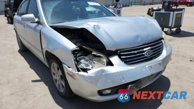 Zdjęcie 13 z 14 samochodu: 2007 KIA OPTIMA LX VIN:KNAGE124375108192 - miniatura