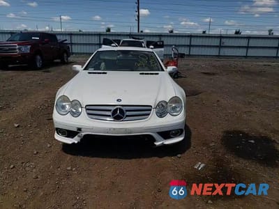 Zdjęcie 13 z 14 samochodu: 2007 MERCEDES-BENZ SL 550 VIN:WDBSK71F17F135878 - miniatura