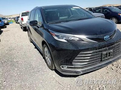 Zdjęcie 14 z 16 samochodu: 2023 TOYOTA SIENNA LIMITED VIN:5TDESKFC8PS096450 - miniatura