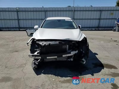 Zdjęcie 14 z 16 samochodu: 2017 INFINITI QX30 BASE VIN:SJKCH5CP6HA039576 - miniatura