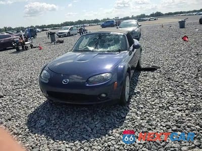 Zdjęcie 13 z 14 samochodu: 2008 MAZDA MX-5 MIATA VIN:JM1NC25F580156021 - miniatura