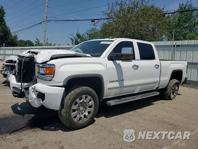 Zdjęcie 13 z 14 samochodu: 2019 GMC SIERRA K2500 DENALI VIN:1GT12SEY1KF120804 - miniatura
