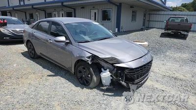 Zdjęcie 13 z 15 samochodu: 2023 HYUNDAI ELANTRA SEL VIN:KMHLM4AG0PU457510 - miniatura