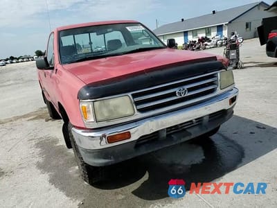 Zdjęcie 13 z 14 samochodu: 1995 TOYOTA T100 DX VIN:JT4VD21E6S0001303 - miniatura
