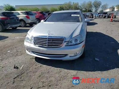 Zdjęcie 13 z 14 samochodu: 2007 MERCEDES-BENZ S 550 VIN:WDDNG71XX7A068385 - miniatura