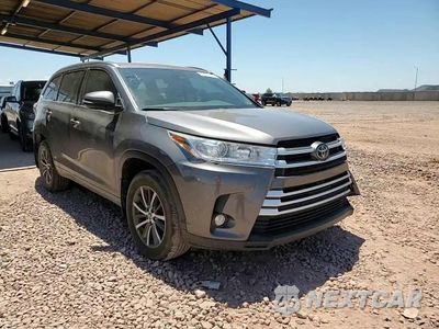 Zdjęcie 14 z 16 samochodu: 2017 TOYOTA HIGHLANDER SE VIN:5TDJZRFH6HS451678 - miniatura