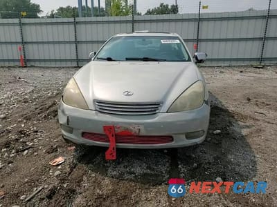 Zdjęcie 13 z 14 samochodu: 2002 LEXUS ES 300 VIN:JTHBF30G325017112 - miniatura