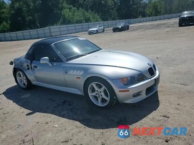 Zdjęcie 13 z 14 samochodu: 1998 BMW Z3 2.8 VIN:4USCJ3327WLC10866 - miniatura